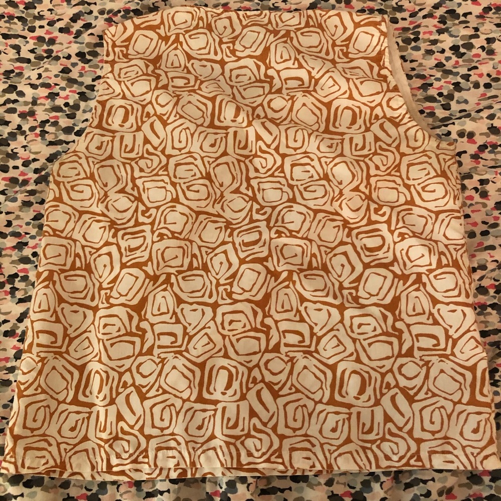 Patterned top - Picture 2 of 2